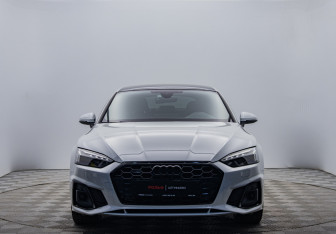 Подержанный автомобиль Audi A5 Liftback 2020 года (8 фото)