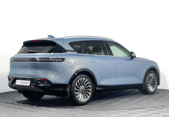 Подержанный автомобиль Voyah Free 2023 года (5 фото)