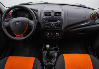 Подержанный автомобиль LADA (ВАЗ) Kalina Wagon 2017 года (13 фото)