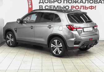 Подержанный автомобиль Mitsubishi ASX 2021 года (6 фото)