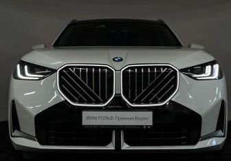 Подержанный автомобиль BMW X3 2025 года (29 фото)