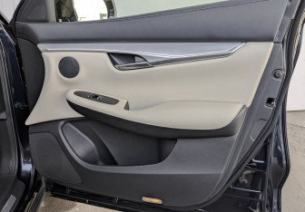 Подержанный автомобиль Infiniti QX50 2021 года (25 фото)