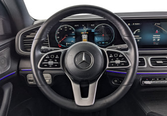 Подержанный автомобиль Mercedes-Benz GLE 2021 года (21 фото)