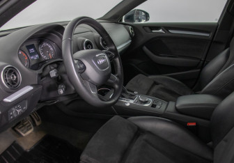 Подержанный автомобиль Audi A3 Sedan 2014 года (10 фото)