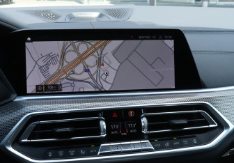 Подержанный автомобиль BMW X5 2020 года (17 фото)