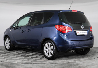 Подержанный автомобиль Opel Meriva 2011 года (4 фото)