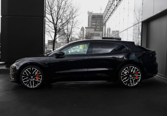 Подержанный автомобиль Zeekr 001 2023 года (8 фото)