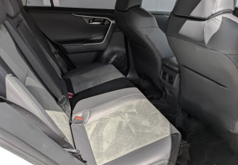 Новый Toyota RAV4 2025 (18 фото)