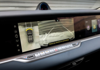 Подержанный автомобиль Voyah Free 2022 года (30 фото)