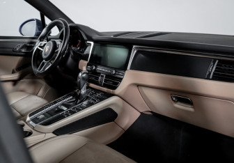 Подержанный автомобиль Porsche Macan 2019 года (9 фото)