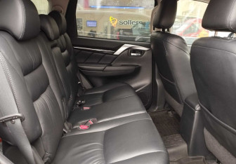 Подержанный автомобиль Mitsubishi Pajero Sport 2018 года (11 фото)