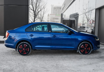 Подержанный автомобиль Skoda Rapid Liftback 2019 года (4 фото)