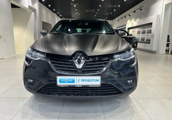 Подержанный автомобиль Renault Arkana 2021 года (2 фото)