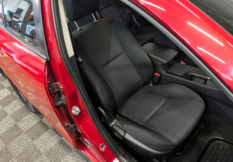 Подержанный автомобиль Mazda 3 Sedan 2012 года (22 фото)