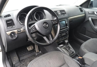 Подержанный автомобиль Skoda Yeti 2016 года (6 фото)