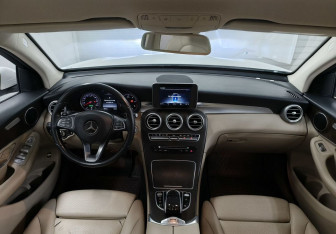 Подержанный автомобиль Mercedes-Benz GLC Coupe 2015 года (13 фото)