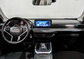 Подержанный автомобиль Haval Jolion 2023 года (13 фото)
