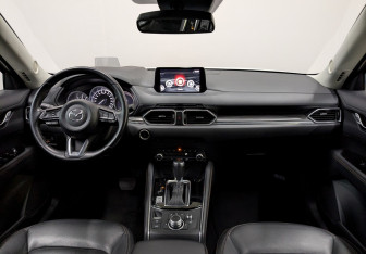 Подержанный автомобиль Mazda CX-5 2022 года (21 фото)