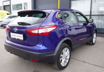 Подержанный автомобиль Nissan Qashqai 2016 года (5 фото)