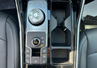 Новый Kia Sorento 2025 (12 фото)