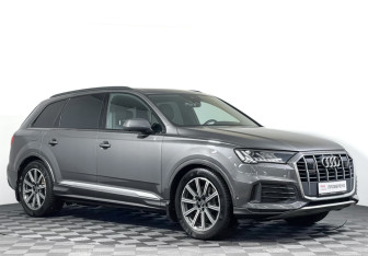 Подержанный автомобиль Audi Q7 2021 года (3 фото)