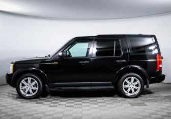 Подержанный автомобиль Land Rover Discovery 2007 года (8 фото)