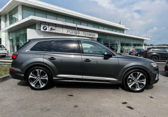 Подержанный автомобиль Audi Q7 2021 года (4 фото)