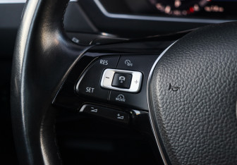 Подержанный автомобиль Volkswagen Tiguan 2017 года (28 фото)