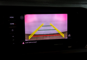 Подержанный автомобиль Volkswagen Jetta Sedan 2020 года (25 фото)