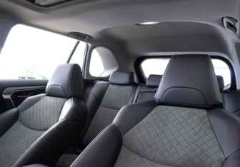 Новый Toyota RAV4 2025 (25 фото)