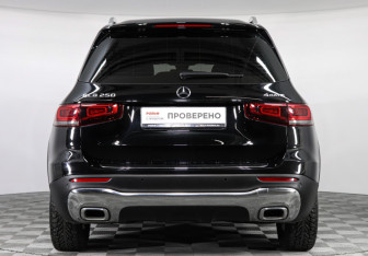 Подержанный автомобиль Mercedes-Benz GLB 2020 года (6 фото)