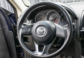 Подержанный автомобиль Mazda CX-5 2013 года (15 фото)