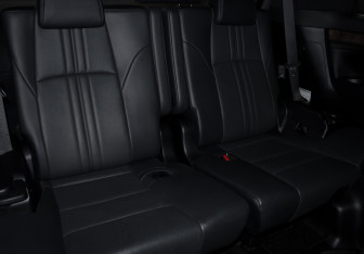 Подержанный автомобиль Toyota Alphard 2018 года (19 фото)