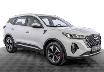Подержанный автомобиль Chery Tiggo 7 Pro Max 2023 года (3 фото)