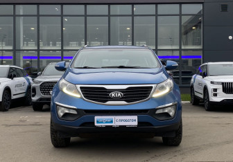 Подержанный автомобиль Kia Sportage 2012 года (2 фото)