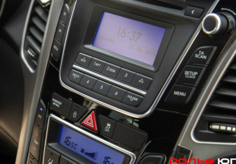 Подержанный автомобиль Hyundai i30 Hatchback 2013 года (14 фото)