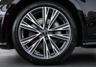 Новый Audi A6 Sedan 2026 (25 фото)