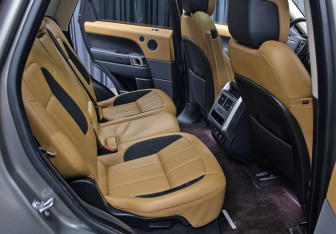 Подержанный автомобиль Land Rover Range Rover Sport 2020 года (12 фото)