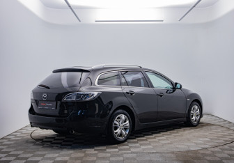 Подержанный автомобиль Mazda 6 Wagon 2008 года (5 фото)