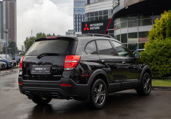 Подержанный автомобиль Chevrolet Captiva 2014 года (4 фото)