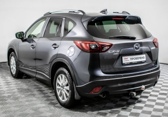 Подержанный автомобиль Mazda CX-5 2016 года (7 фото)