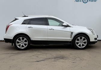 Подержанный автомобиль Cadillac SRX 2010 года (4 фото)