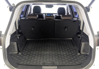 Подержанный автомобиль Chery Tiggo 8 Pro 2023 года (10 фото)