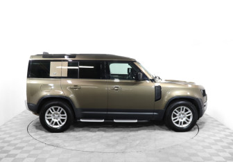 Подержанный автомобиль Land Rover Defender Suv 2020 года (4 фото)