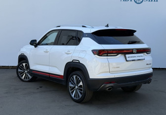 Подержанный автомобиль Changan CS35PLUS 2024 года (7 фото)