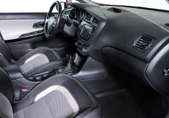 Подержанный автомобиль Kia Ceed Wagon 2018 года (9 фото)