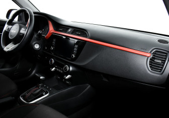 Подержанный автомобиль Kia Rio Hatchback 2021 года (9 фото)