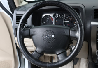 Подержанный автомобиль Hummer H3 Suv 2009 года (17 фото)