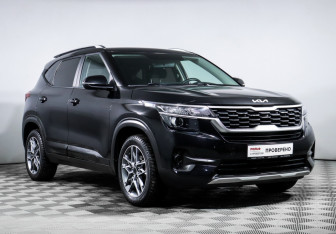 Подержанный автомобиль Kia Seltos 2021 года (3 фото)