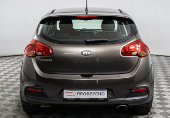 Подержанный автомобиль Kia Ceed Hatchback 2012 года (6 фото)